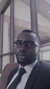 EdoAbasi Udo chairs Lex Artifex LLP and coordinates the various practice areas of the Firm. Hien Praktiken Affär Gesetz, deckt e voll vill Nigerian an international Gesellschaften a kommerziell Gesetz Praxis.